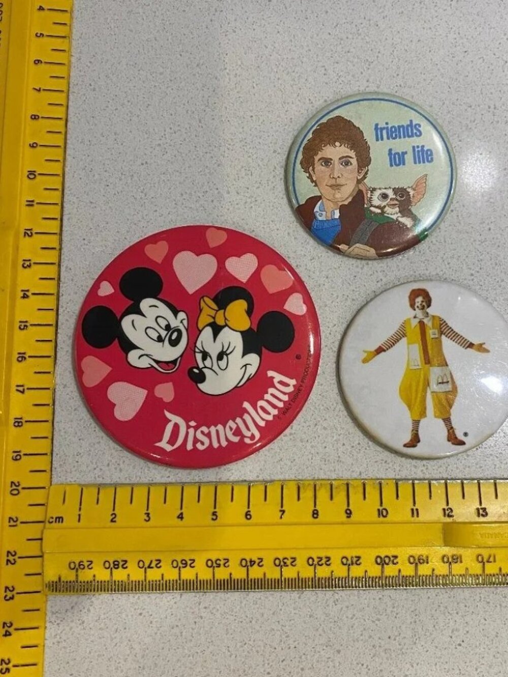 Lot of 3 Vintage buttons disneyland mickey minnie gremlins ronald mcdonald